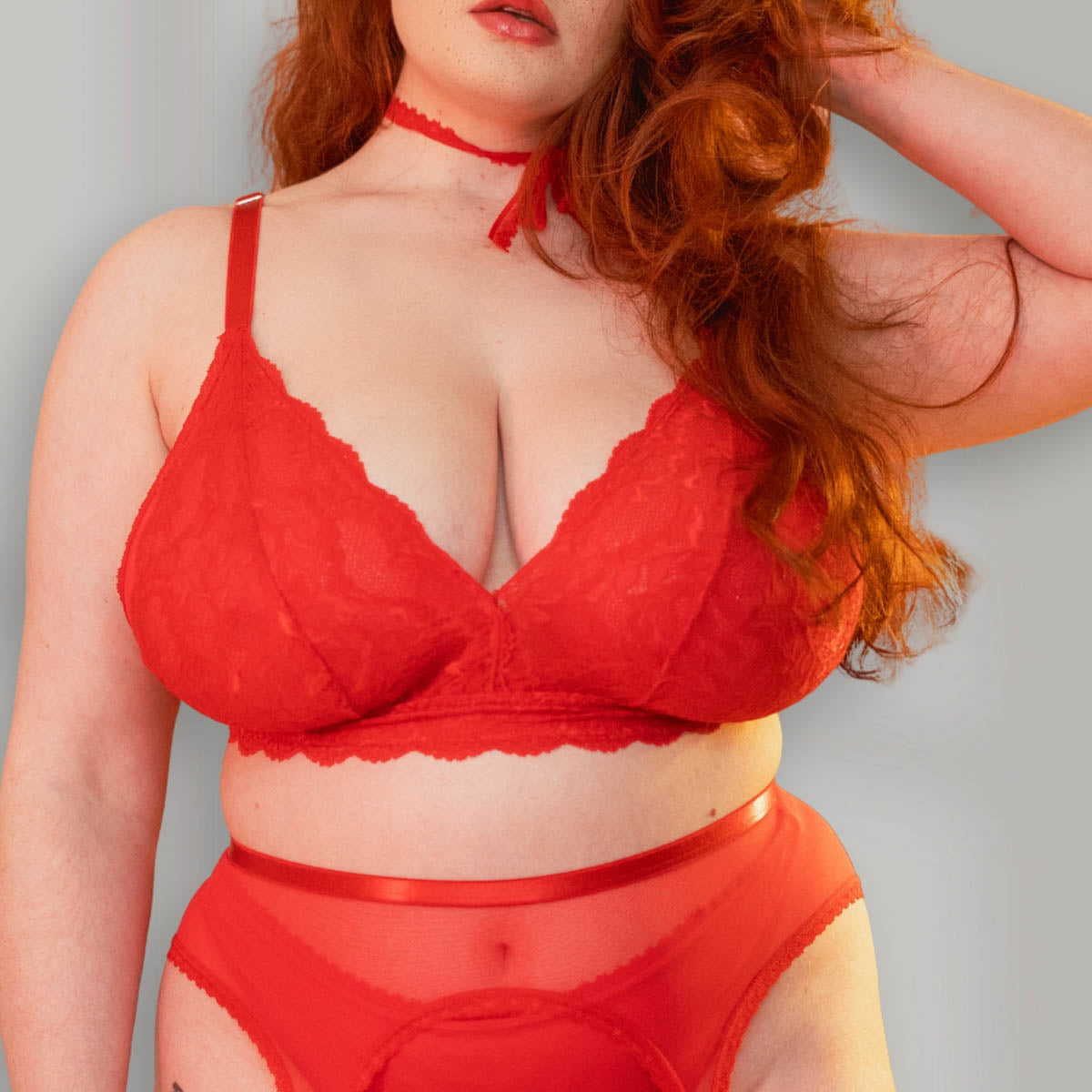 Roses Red 3-Piece Lingerie Set - Uye Surana
