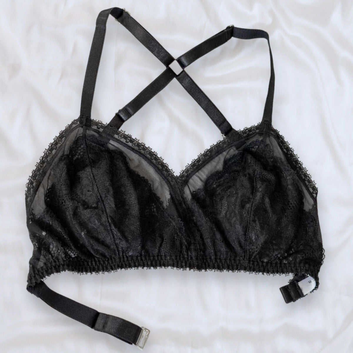Lacey Racerback Bralette in Black - Uye Surana
