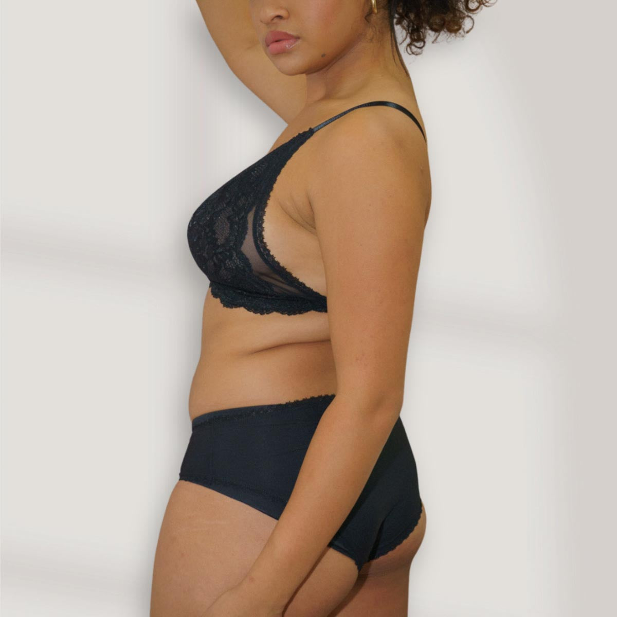 Lacey Everyday Wireless Bra in Black - Uye Surana