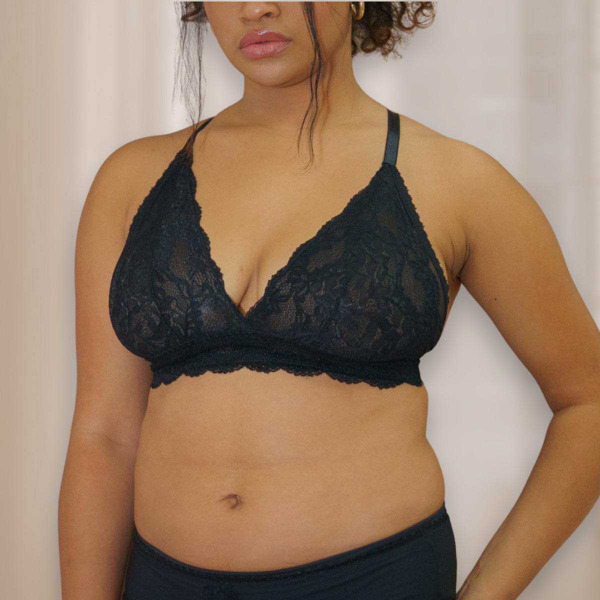 Lacey Everyday Wireless Bra in Black - Uye Surana