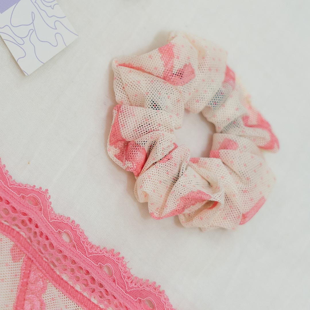 Coquette Bows Scrunchie + Pastel Choker Set