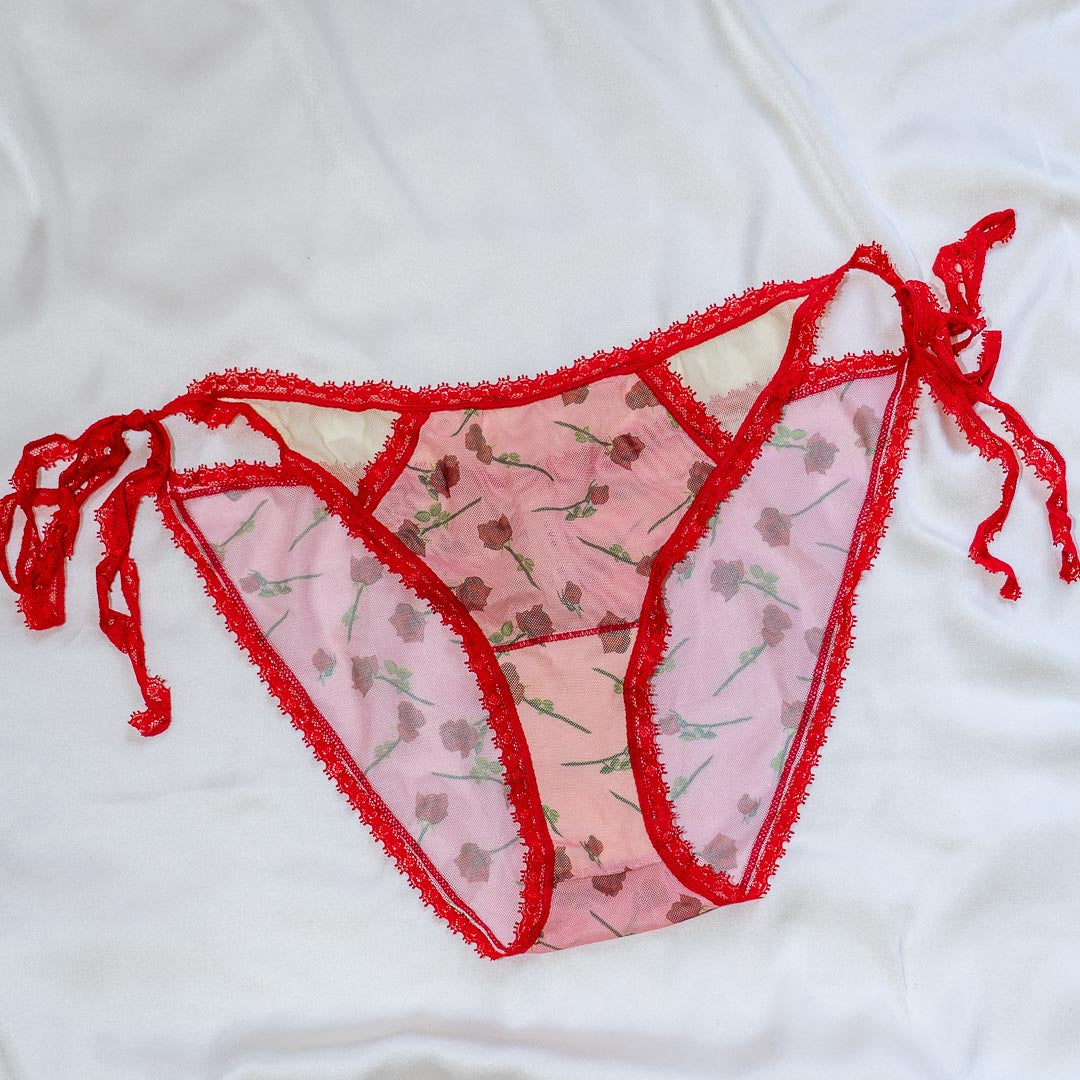 Dozen Roses Printed Tie Side Bikini M/L *Sample Ivory Contrast