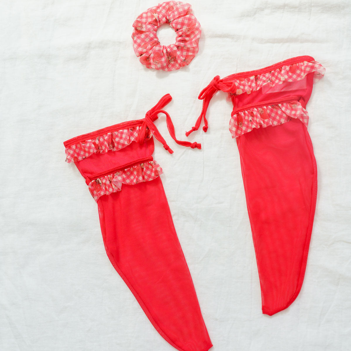 Strawberry Jam Red Ruffle Socks + Scrunchie Set - Uye Surana