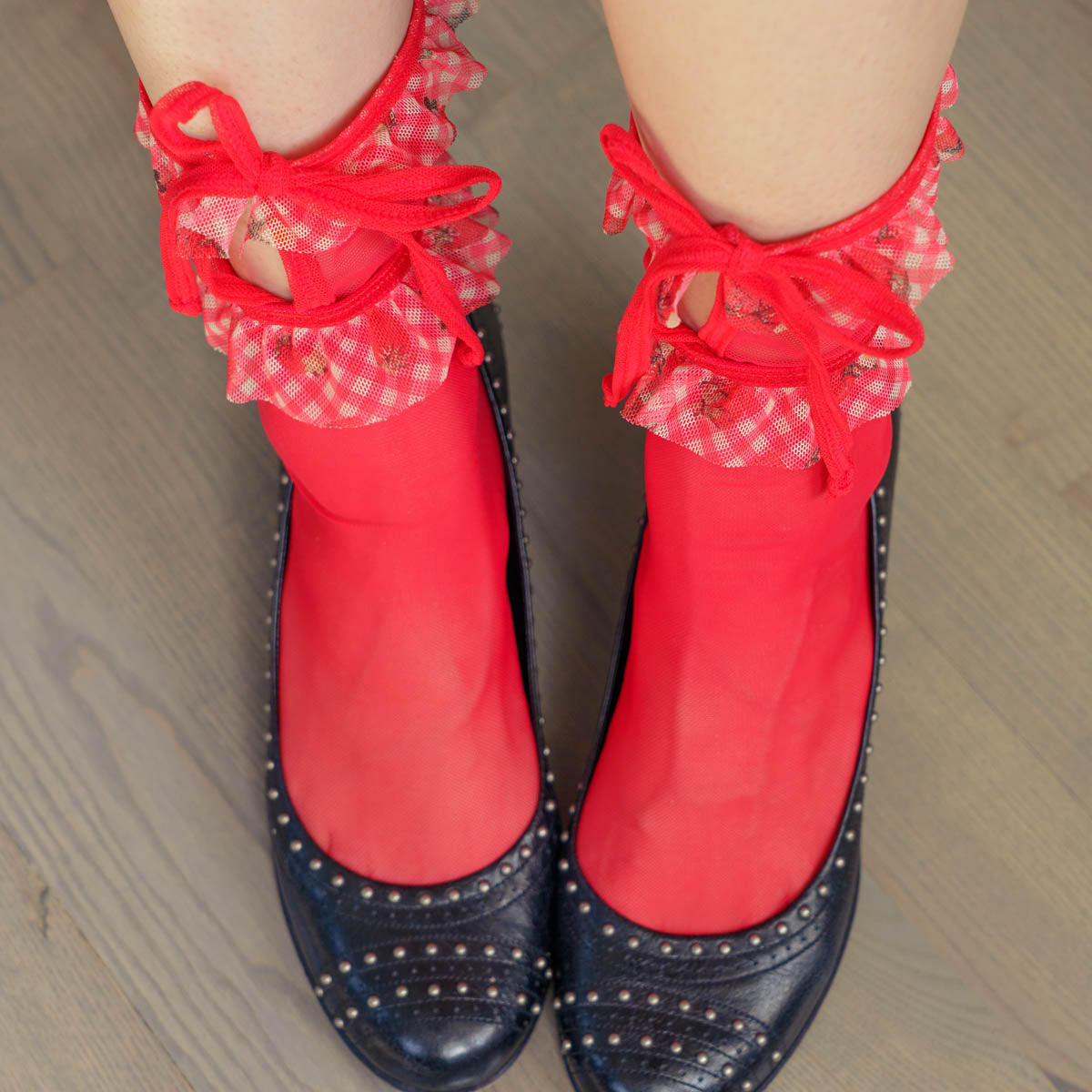 Strawberry Jam Red Ruffle Socks + Scrunchie Set - Uye Surana