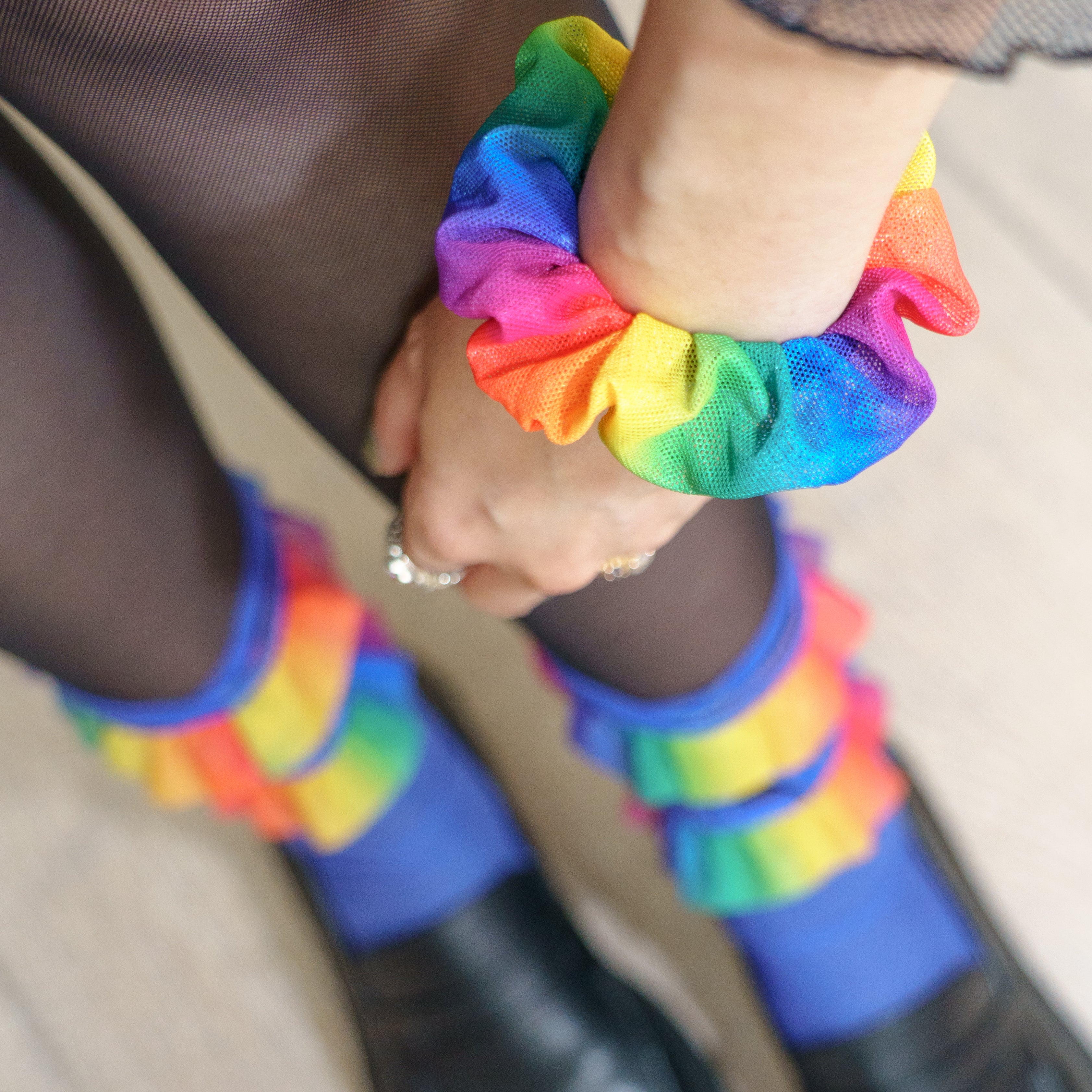 Rainbow Bright Ruffle Socks + Scrunchie Set - Uye Surana