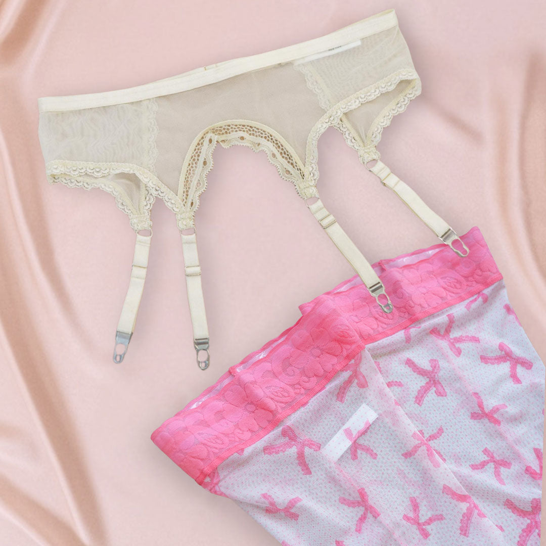 Pink Bows Pearl Garter Stocking Set - Uye Surana