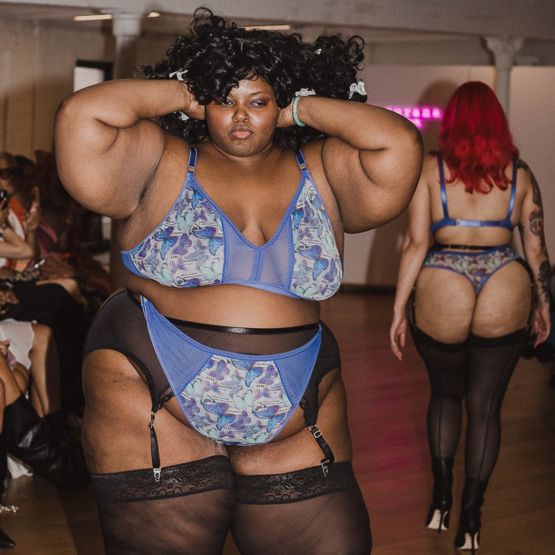 Butterfly Metamorphosis Thong 4X/5X - Uye Surana