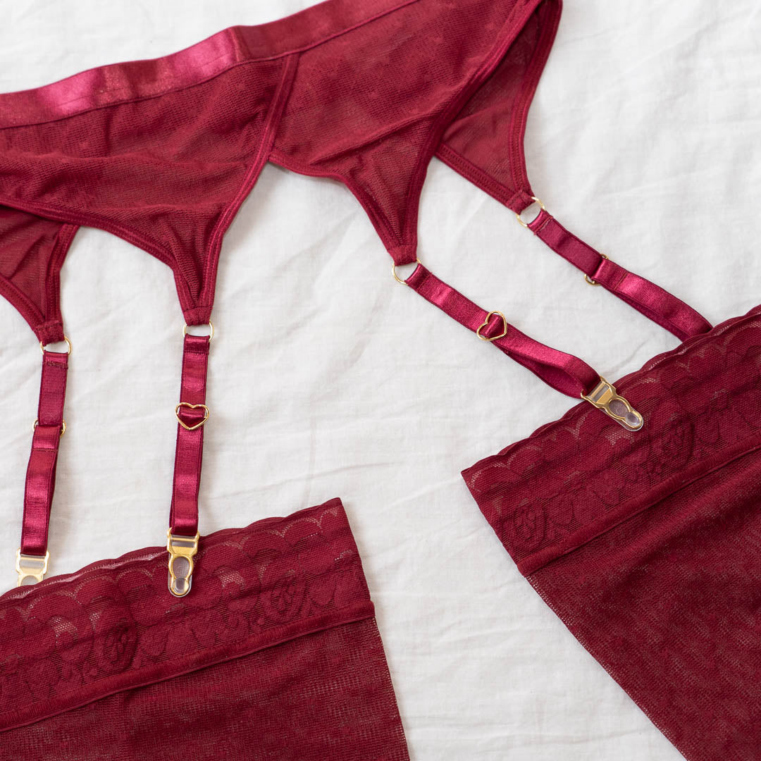 Wine Hearts of Venus Garter Stocking Set - Uye Surana