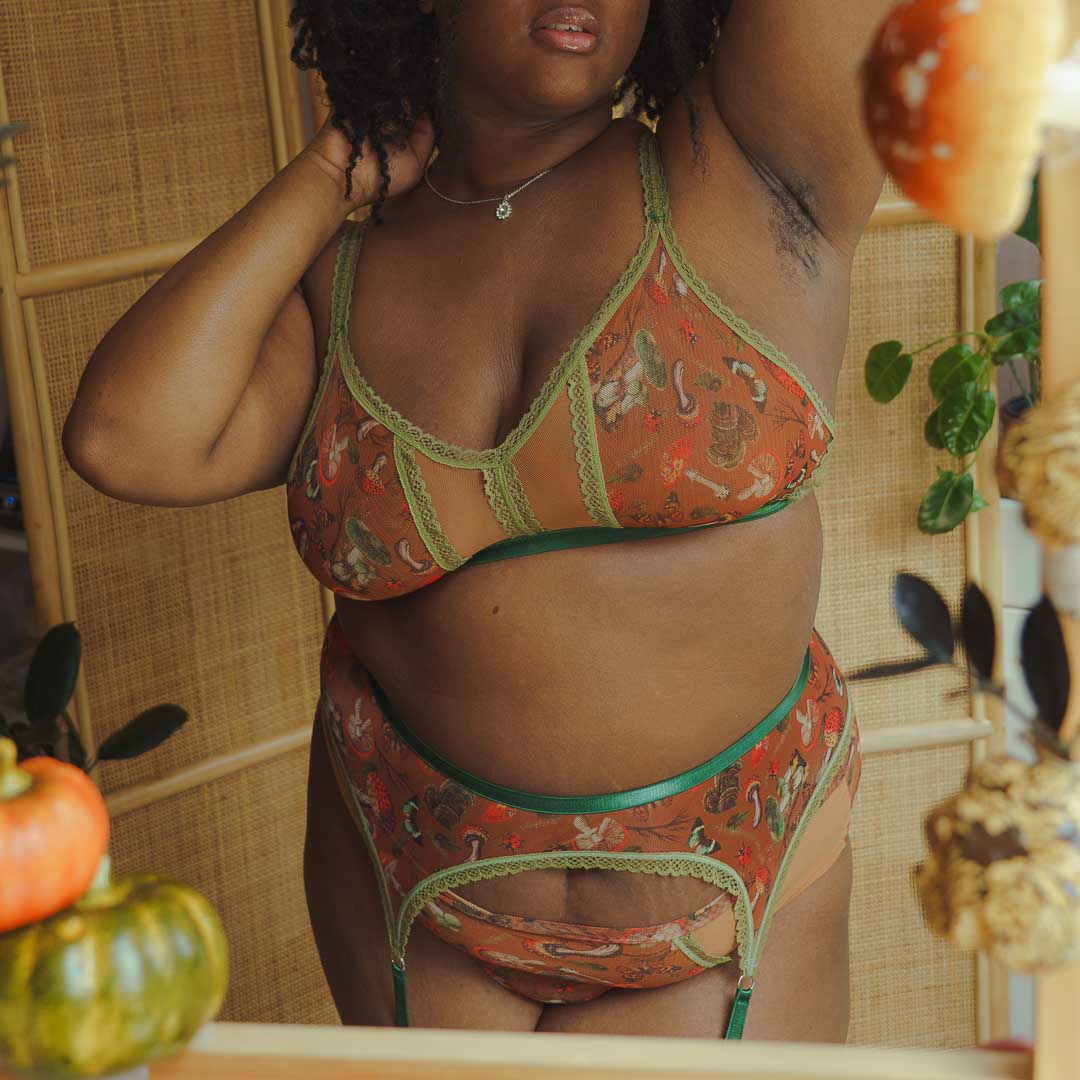 Mushroom Fairy Adjustable Garter Belt - Final restock - Uye Surana