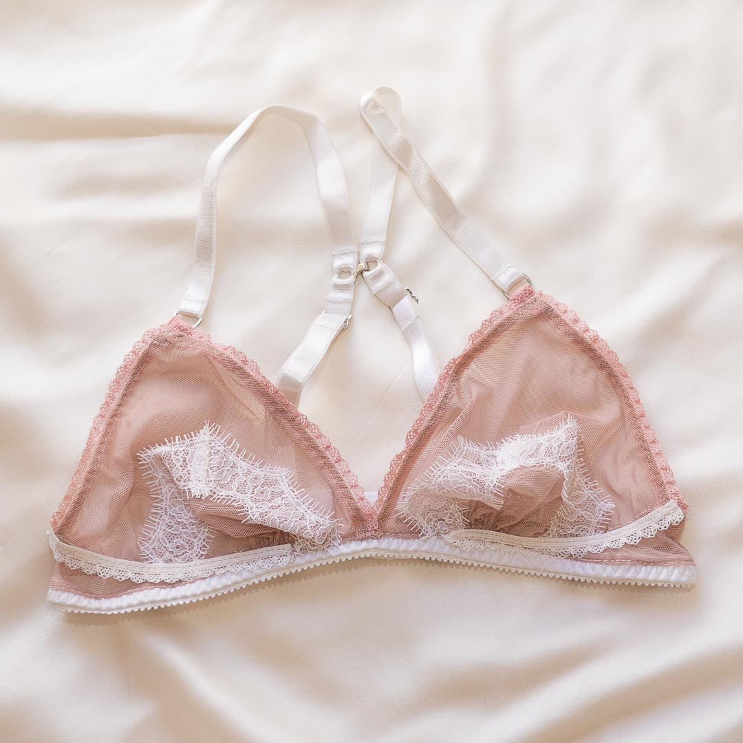 Lohla White Mauve Convertible Adjustable Lace Wireless Bra XS/S *Minor flaws