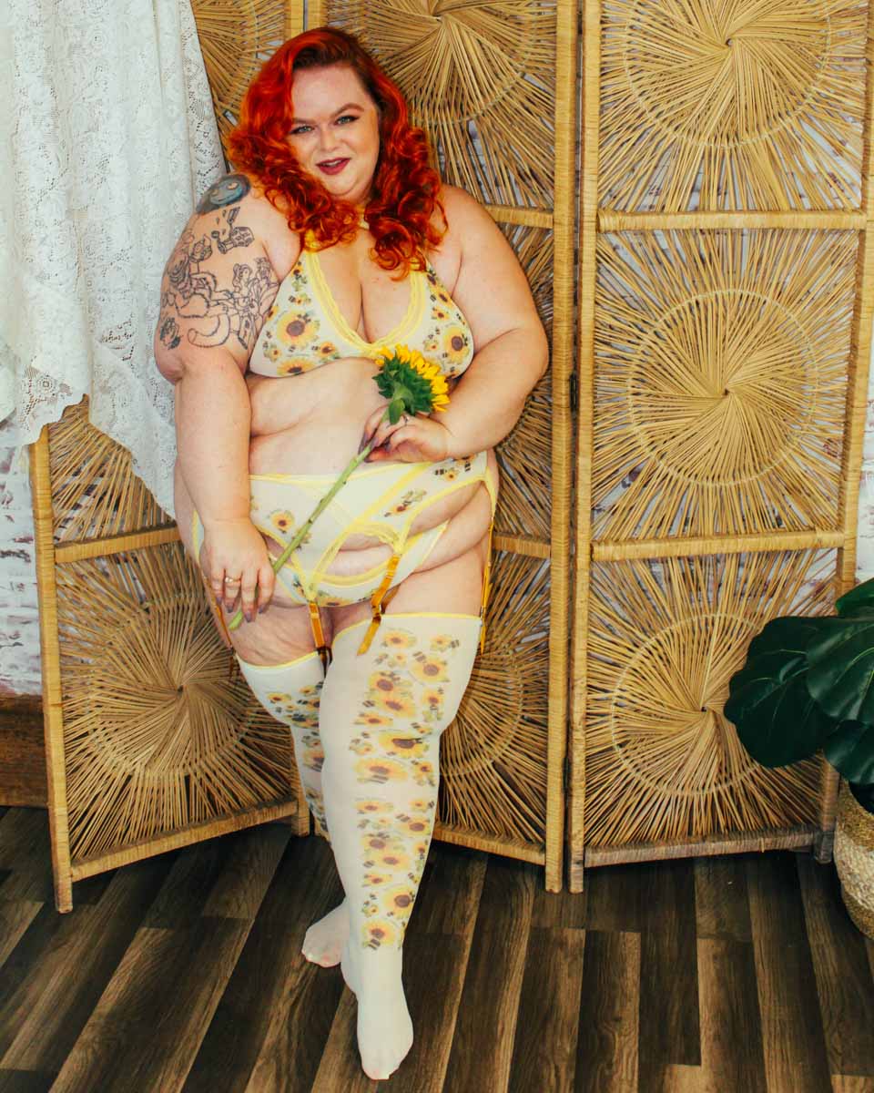 Sunflower Bees Printed Adjustable Garter Belt - Uye Surana